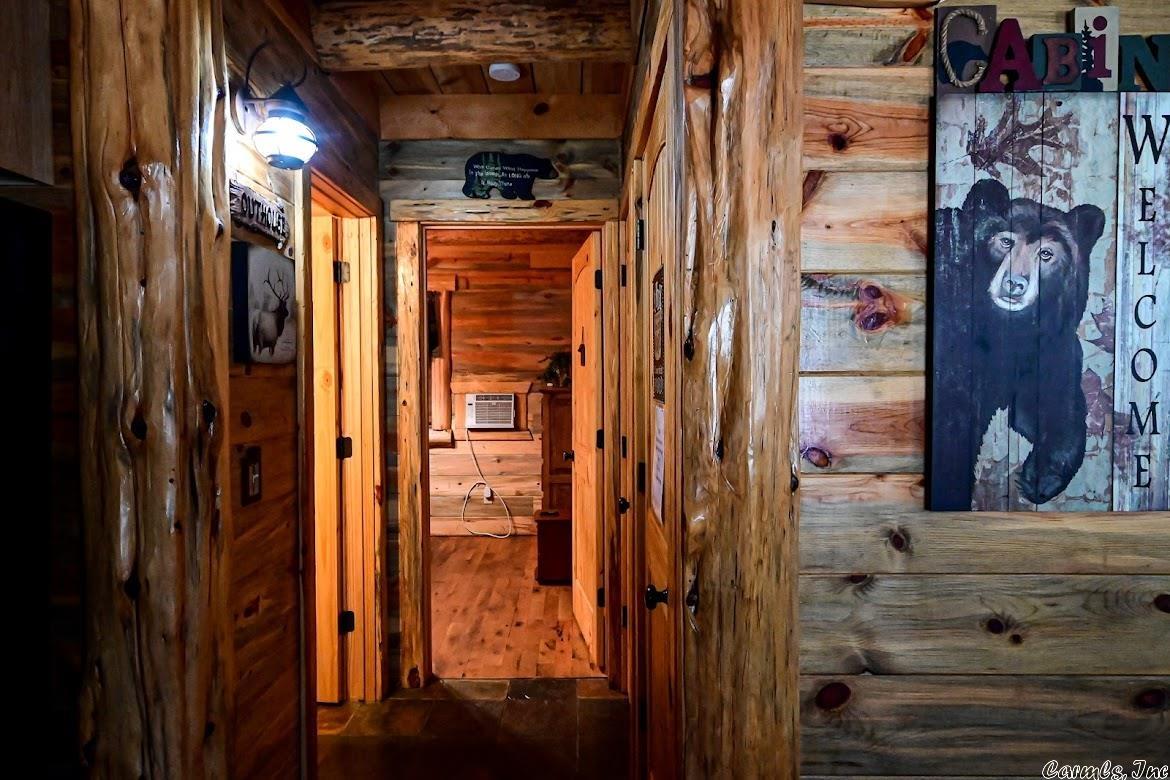 Wolf Pen Gap Cabins - Sleepy Bear Lodge - Cabins in Wolf Pen Gap